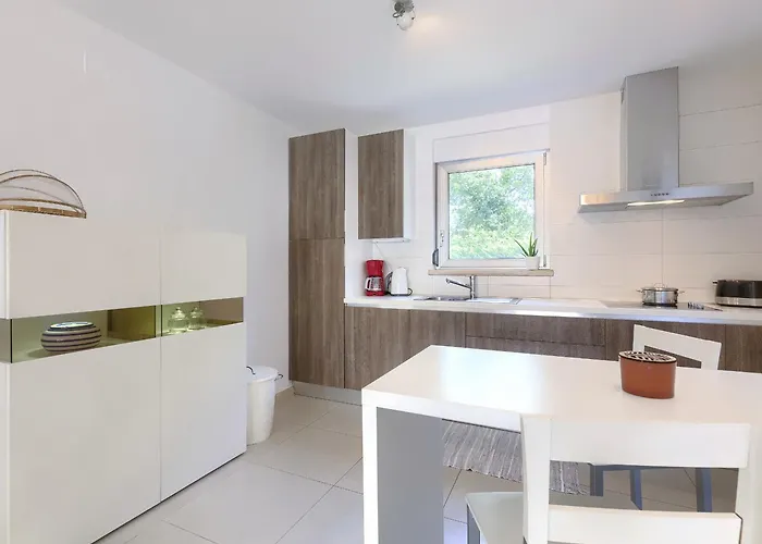 House Krnic 2 Ferienhaus *