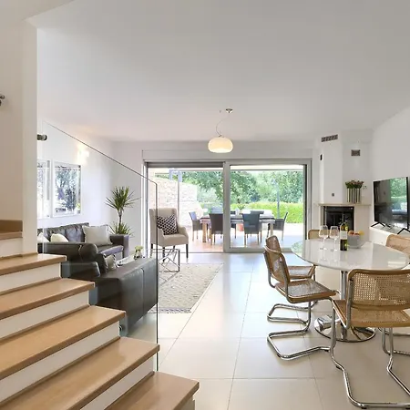 בית נופש House Krnic 2