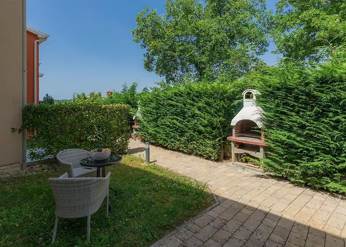 House Krnic 2 Semesterbostad