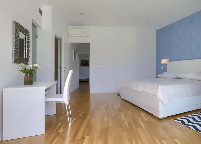 House Krnic 2 Pelegrin