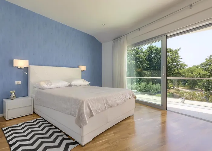 Semesterbostad House Krnic 2 Pelegrin